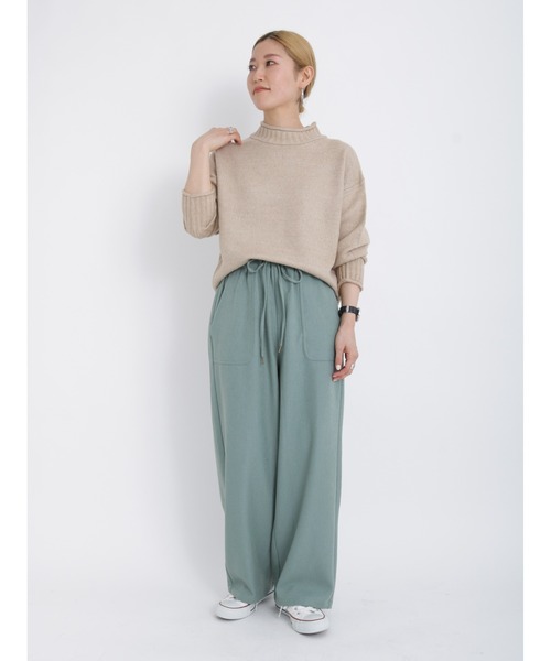 Samansa Mos2 blue(サマンサモスモスブルー)の「もちもちニットプルオーバー(ニット/セーター・レディース・ベージュ/オフホワイト/サックスブルー/ピンク/ミント・フリ-)」の8枚目の写真