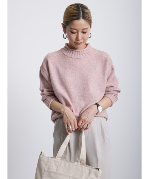 Samansa Mos2 blue(サマンサモスモスブルー)の「もちもちニットプルオーバー(ニット/セーター・レディース・ベージュ/オフホワイト/サックスブルー/ピンク/ミント・フリ-)」の19枚目の写真