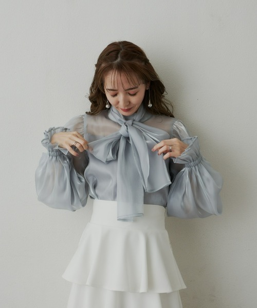VIOLETTA(ヴィオレッタ)の「オーガンジーリボンブラウス(シャツ/ブラウス・レディース・アイボリー/ライトグレー・FREE)」の18枚目の写真