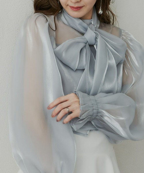 VIOLETTA(ヴィオレッタ)の「オーガンジーリボンブラウス(シャツ/ブラウス・レディース・アイボリー/ライトグレー・FREE)」の11枚目の写真