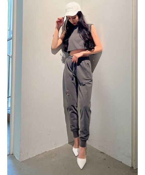 GYDA（ジェイダ）の「【SETUP着用可】クロスポイントショートルーズタンクトップ（タンクトップ・レディース・チャコールグレー/ベージュ/オリーブ・FREE）」の17枚目の写真