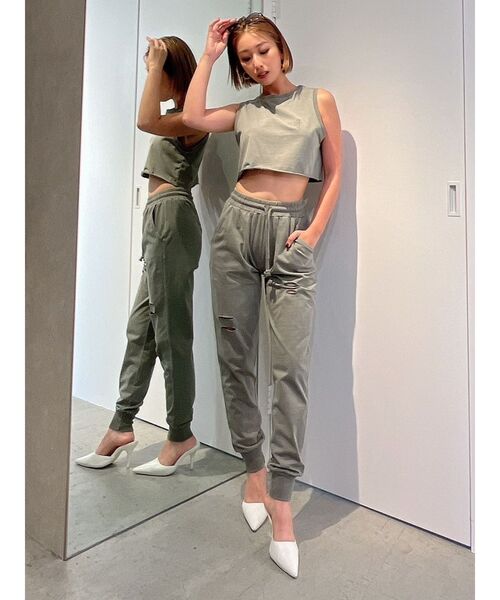 GYDA（ジェイダ）の「【SETUP着用可】クロスポイントショートルーズタンクトップ（タンクトップ・レディース・チャコールグレー/ベージュ/オリーブ・FREE）」の8枚目の写真