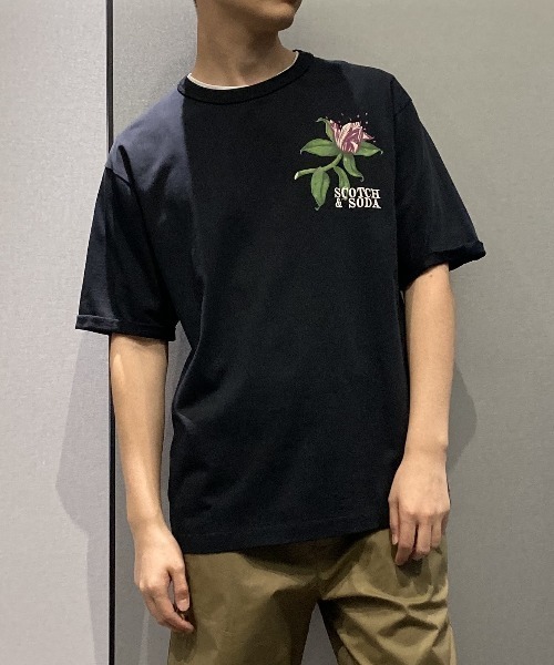 SCOTCH&SODA（スコッチアンドソーダ）の「パイルアートワークT