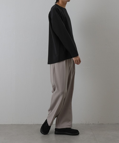 COLONY 2139（コロニートゥーワンスリーナイン）の「エンザイムダンボールラウンドヘム長袖Tシャツ（Tシャツ/カットソー・メンズ・ライトグレー/オフホワイト/ブラック・MEDIUM/LARGE）」の7枚目の写真