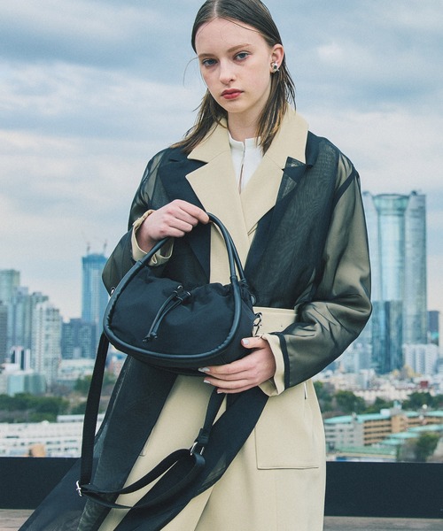 UNITED TOKYO(ユナイテッドトウキョウ)の「ロールショルダーバッグ(ショルダーバッグ・レディース・ブラック/ホワイト・FREE)」の19枚目の写真