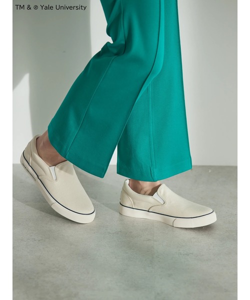 AMERICAN HOLIC（アメリカンホリック）の「TM&(R) Yale Universityスリッポン（スリッポン・レディース・オフホワイト/ネイビー・S/L/M）」の4枚目の写真