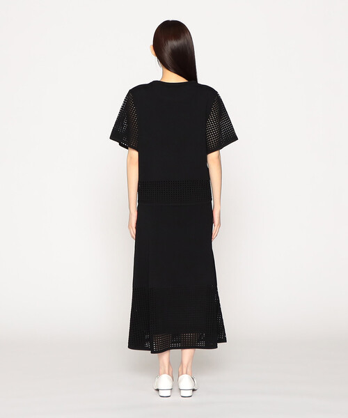 COMME CA ISM(コムサイズム)の「【セットアップ対応】スクエアメッシュ編み 半袖ニット(ニット/セーター・レディース・ブラック・MEDIUM/LARGE)」の4枚目の写真