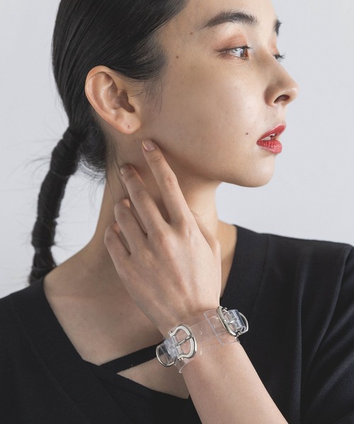 HARE（ハレ）の「ダブルバックルベルトブレス(HARE)（バングル/リストバンド・レディース・ブラック/クリア・FREE）」の22枚目の写真
