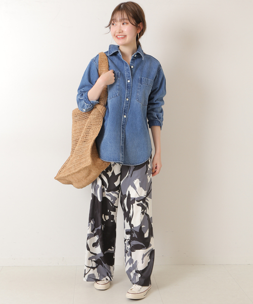 Spick & Span(スピックアンドスパン)の「レイヤーグラフィックワイドパンツ(その他パンツ・レディース・ブラック/イエロー・36/38)」の9枚目の写真