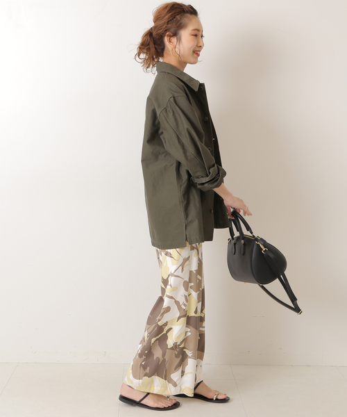 Spick & Span(スピックアンドスパン)の「レイヤーグラフィックワイドパンツ(その他パンツ・レディース・ブラック/イエロー・36/38)」の12枚目の写真