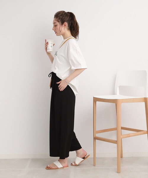 DRESKIP(ドレスキップ)の「◆【接触冷感】リラクシーに大人の抜け感 イージ-ワイドパンツ(その他パンツ・レディース・ネイビー/グリーン/カーキ/レモンイエロー/ブラック・02/03/04)」の7枚目の写真