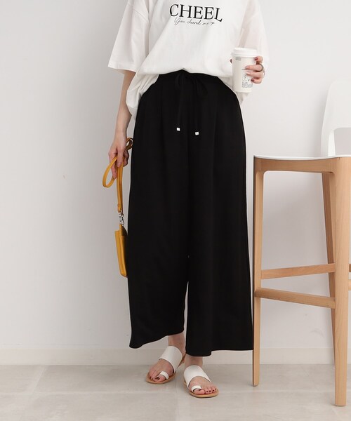 DRESKIP(ドレスキップ)の「◆【接触冷感】リラクシーに大人の抜け感 イージ-ワイドパンツ(その他パンツ・レディース・ネイビー/グリーン/カーキ/レモンイエロー/ブラック・02/03/04)」の9枚目の写真