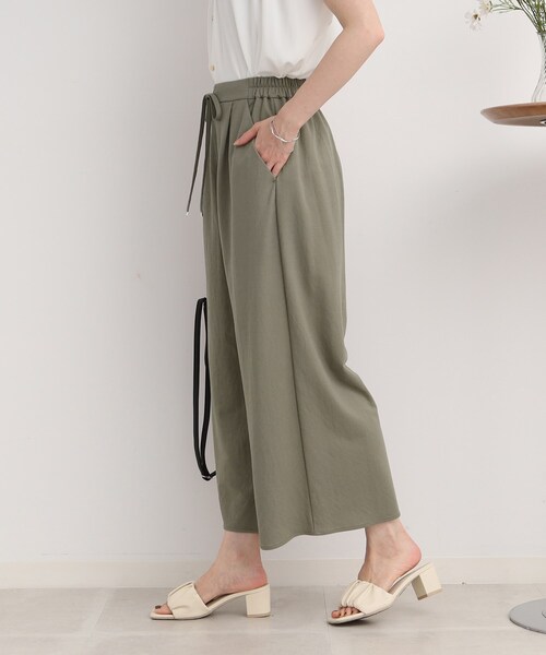 DRESKIP(ドレスキップ)の「◆【接触冷感】リラクシーに大人の抜け感 イージ-ワイドパンツ(その他パンツ・レディース・ネイビー/グリーン/カーキ/レモンイエロー/ブラック・02/03/04)」の22枚目の写真