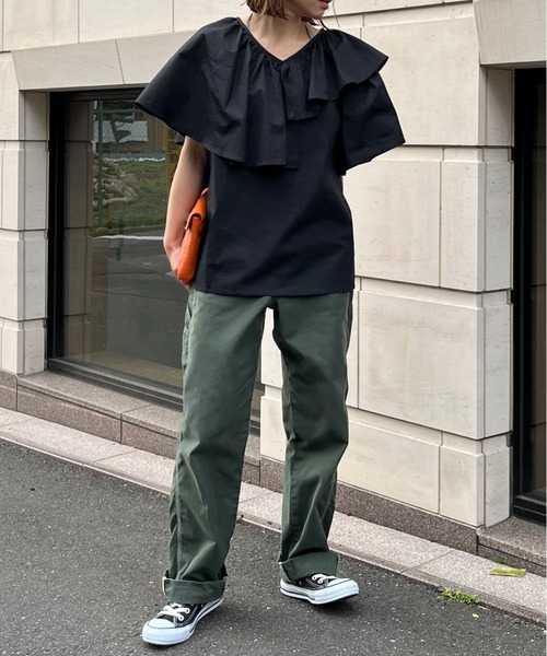 mi via loca(ミヴィアロカ)の「アシメ フリルカラーブラウス(シャツ/ブラウス・レディース・ライトグリーン/ホワイト/ブラック・FREE)」の20枚目の写真