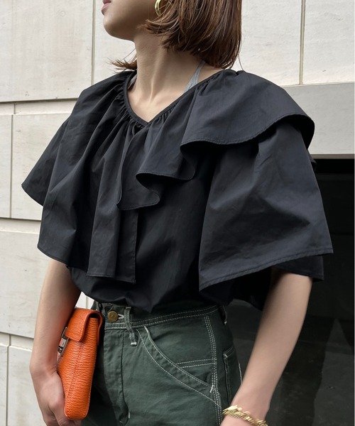 mi via loca(ミヴィアロカ)の「アシメ フリルカラーブラウス(シャツ/ブラウス・レディース・ライトグリーン/ホワイト/ブラック・FREE)」の8枚目の写真