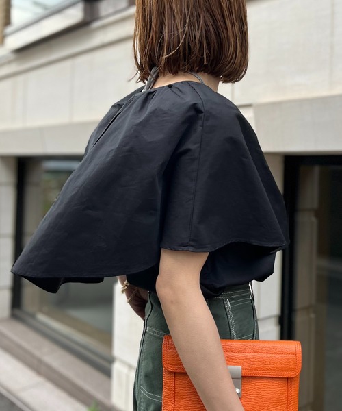 mi via loca(ミヴィアロカ)の「アシメ フリルカラーブラウス(シャツ/ブラウス・レディース・ライトグリーン/ホワイト/ブラック・FREE)」の6枚目の写真