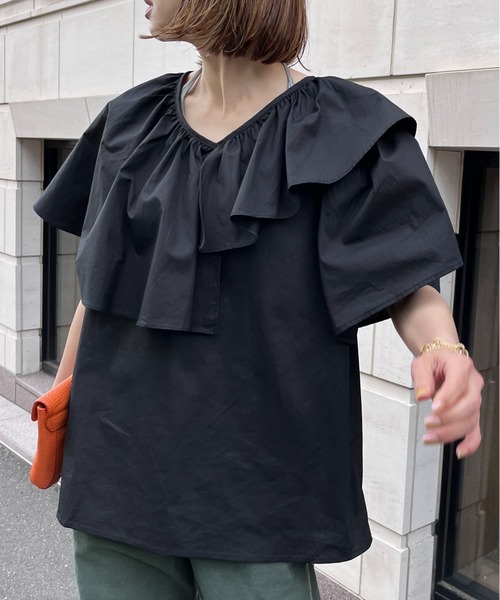 mi via loca(ミヴィアロカ)の「アシメ フリルカラーブラウス(シャツ/ブラウス・レディース・ライトグリーン/ホワイト/ブラック・FREE)」の13枚目の写真