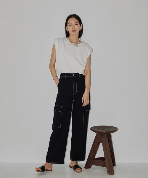 hellam（へラム）の「ショルダータックTシャツ（Tシャツ/カットソー・レディース・ブラック/杢グレー/オフホワイト/チャコール・FREE）」の8枚目の写真