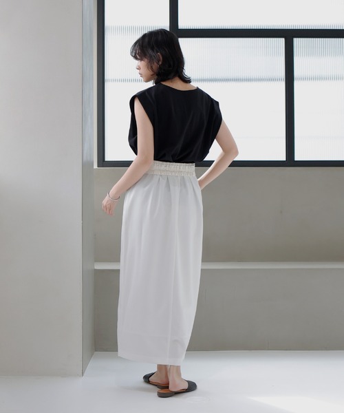 hellam（へラム）の「ショルダータックTシャツ（Tシャツ/カットソー・レディース・ブラック/杢グレー/オフホワイト/チャコール・FREE）」の14枚目の写真