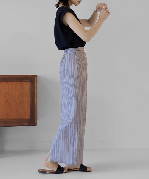 hellam（へラム）の「ショルダータックTシャツ（Tシャツ/カットソー・レディース・ブラック/杢グレー/オフホワイト/チャコール・FREE）」の15枚目の写真