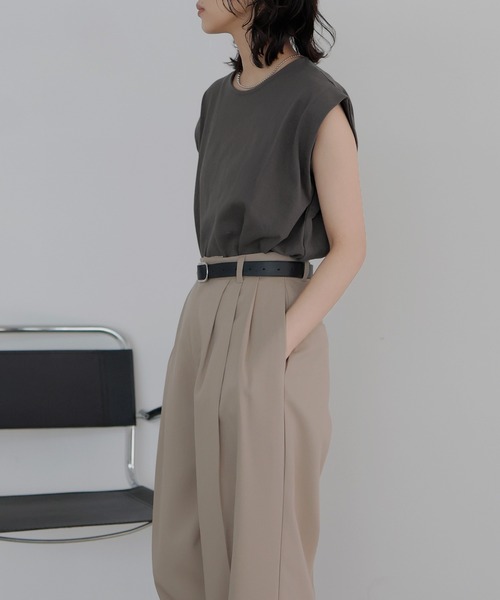 hellam（へラム）の「ショルダータックTシャツ（Tシャツ/カットソー・レディース・ブラック/杢グレー/オフホワイト/チャコール・FREE）」の17枚目の写真