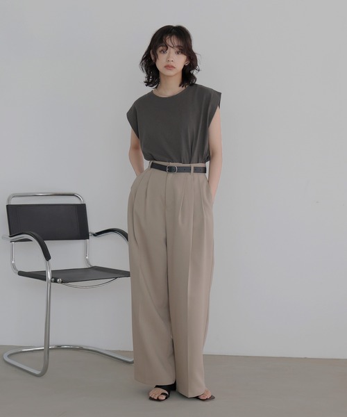 hellam（へラム）の「ショルダータックTシャツ（Tシャツ/カットソー・レディース・ブラック/杢グレー/オフホワイト/チャコール・FREE）」の19枚目の写真