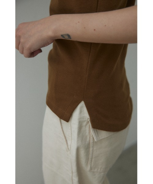 BLACK BY MOUSSY(ブラックバイマウジー)の「standard tanktop(スタンダードタンクトップ)(タンクトップ・レディース・ライトブラウン/オフホワイト/ライトブラック・FREE)」の16枚目の写真