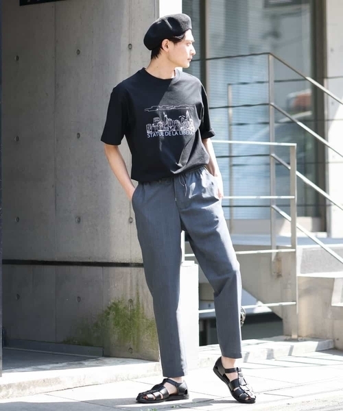 a.v.v(アーヴェヴェ)の「【イラストレーターコラボ】トラベルイラストTシャツ(TRAVELシリーズ)(Tシャツ/カットソー・メンズ・ホワイト/ライトブルー/ブラック・46/48)」の14枚目の写真