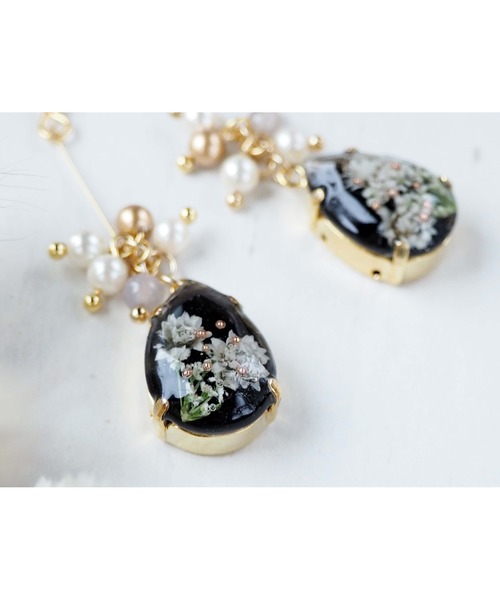 tone(トーン)の「【Riko】パール×ブラックピアス(MA)(ピアス(両耳用)・レディース・ブラック・FREE)」の6枚目の写真