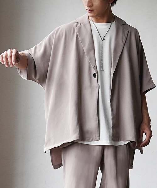 MinoriTY(マイノリティ)の「【MinoriTY】とろみ素材ビッグドルマンテーラードジャケット メンズ 無地 半袖 秋服 夏服 【セットアップ対応】(テーラードジャケット・メンズ・ライトグレー/グリーン/ブラック/グレー・M/L/S)」の4枚目の写真