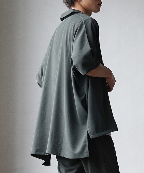 MinoriTY(マイノリティ)の「【MinoriTY】とろみ素材ビッグドルマンテーラードジャケット メンズ 無地 半袖 秋服 夏服 【セットアップ対応】(テーラードジャケット・メンズ・ライトグレー/グリーン/ブラック/グレー・M/L/S)」の21枚目の写真