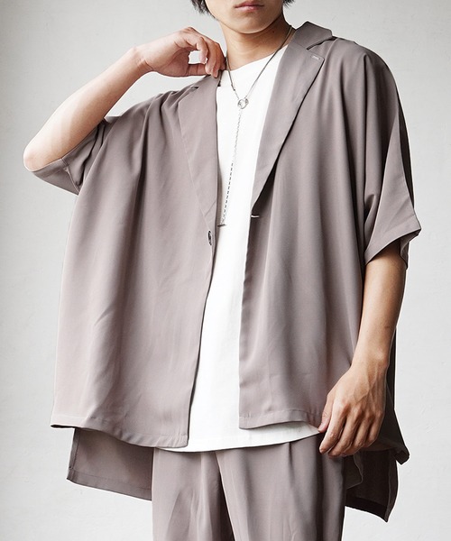 MinoriTY(マイノリティ)の「【MinoriTY】とろみ素材ビッグドルマンテーラードジャケット メンズ 無地 半袖 秋服 夏服 【セットアップ対応】(テーラードジャケット・メンズ・ライトグレー/グリーン/ブラック/グレー・M/L/S)」の18枚目の写真