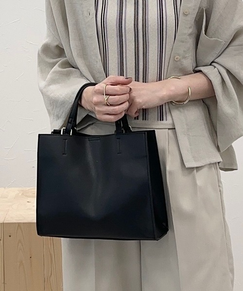 LEPSIM(レプシィム)の「フェイクレザー3WAYバッグ 960960(ショルダーバッグ・レディース・グレイッシュベージュ/ライトブラウン/ブラック/アイボリー・ONE SIZE)」の22枚目の写真