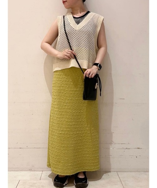 Te chichi TERRASSE（テチチテラス）の「メッシュVネックベスト（ニット/セーター・レディース・ブラック/オフホワイト/グリーン・F）」の21枚目の写真