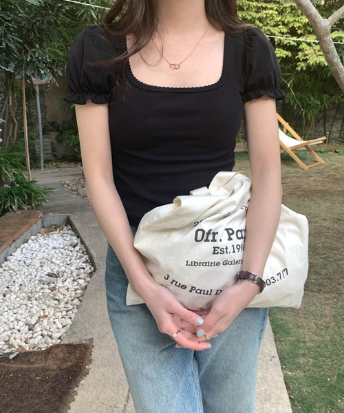 Silly(シリー)の「【カラバリ豊富で着回し力も抜群!】シンプルスクエアネックカットソー(Tシャツ/カットソー・レディース・ライトブルー/ブラック/ホワイト/ピンク/ライトグリーン/ホワイト系その他/ピンク系その他・FREE)」の3枚目の写真