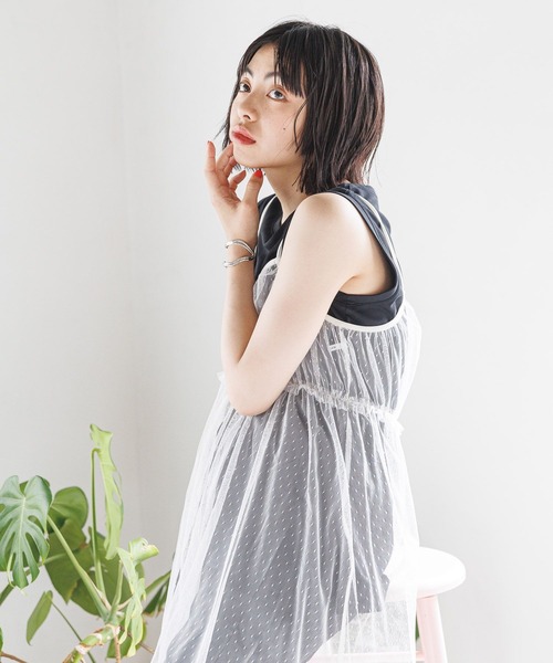 BAYFLOW(ベイフロー)の「チュールキャミワンピース(ワンピース・レディース・オフホワイト/ブラック・FREE)」の18枚目の写真