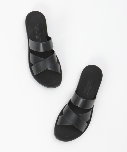 ikka(イッカ)の「軽量クロスベルトサンダル(サンダル・レディース・ベージュ/ブラック/オフホワイト・M/L)」の1枚目の写真