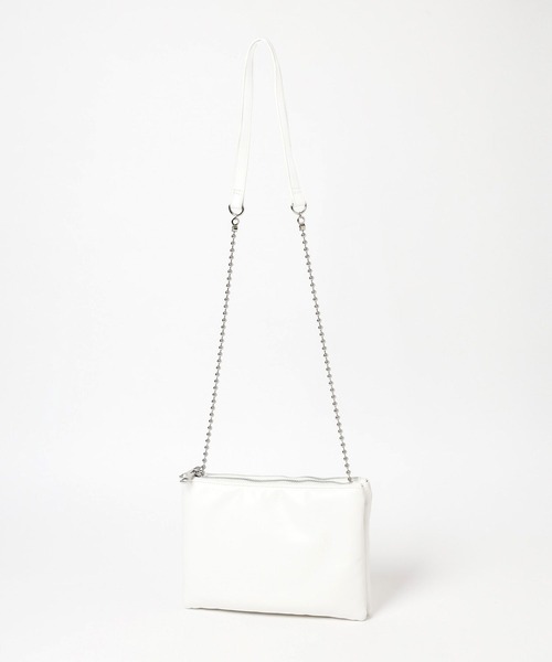 LAKOLE（ラコレ）の「パデットチェーンショルダー / 963002（ショルダーバッグ・レディース・ブラック/オフホワイト/シルバー/ボルドー/アイボリー/イエロー・FREE）」の10枚目の写真