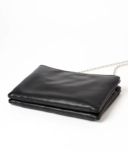 LAKOLE（ラコレ）の「パデットチェーンショルダー / 963002（ショルダーバッグ・レディース・ブラック/オフホワイト/シルバー/ボルドー/アイボリー/イエロー・FREE）」の16枚目の写真