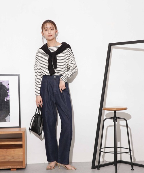 NANO universe(ナノユニバース)の「WEB限定 ボーダーワイドドロップトップス(Tシャツ/カットソー・レディース・ベージュ/ブラック/オフホワイト/ベージュ系その他/グレー系その他4・FREE)」の11枚目の写真