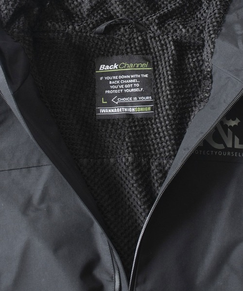 Back Channel（バックチャンネル）の「MOUNTAIN PARKA（マウンテンパーカー・メンズ・ブラック/カーキ・MEDIUM/X-LARGE/LARGE）」の16枚目の写真