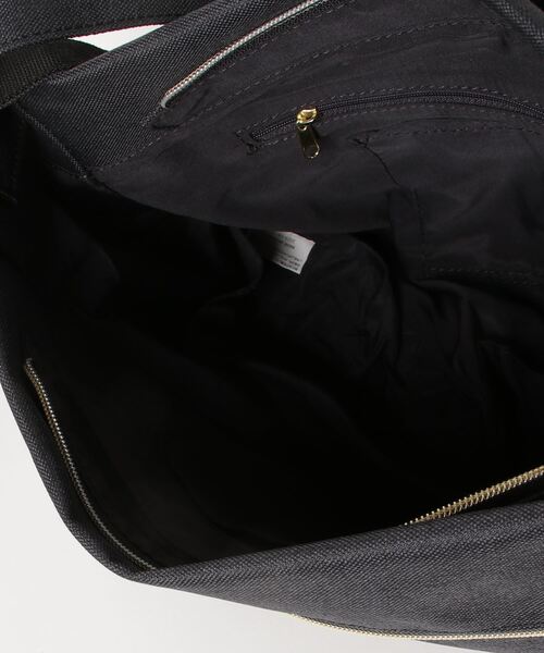 anello（アネロ）の「anello GRANDE / クラシック杢ポリＣＬＰ　１０ポケットショルダー / GTH2522Z（ショルダーバッグ・レディース・ベージュ/ブラック系その他/ブラック/グリーン/グレー/ピンク・ONESIZE）」の9枚目の写真