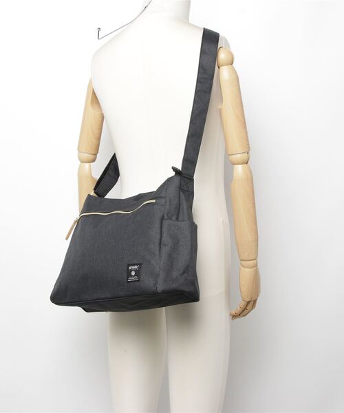 anello（アネロ）の「anello GRANDE / クラシック杢ポリＣＬＰ　１０ポケットショルダー / GTH2522Z（ショルダーバッグ・レディース・ベージュ/ブラック系その他/ブラック/グリーン/グレー/ピンク・ONESIZE）」の15枚目の写真