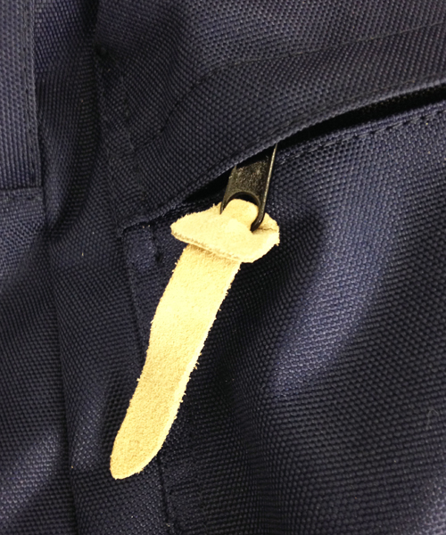 XLARGE KIDS（エクストララージキッズ）の「BASIC BACK PACK(S)（バックパック/リュック・キッズ・ブラック/ネイビー・SMALL）」の3枚目の写真