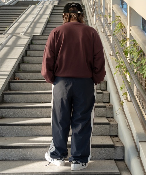 kutir（クティール）の「アソート裏毛スウェットプルオーバー（スウェット・レディース・杢グレー/ボルドー/スモークグレー/グレー系その他/チャコールグレー/レッド系その他/ネイビー系/ネイビー・FREE）」の10枚目の写真