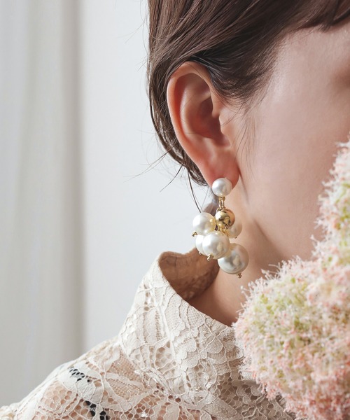 Kana（カナ）の「たっぷり ボリューム パール ピアス パーティー 結婚式 お呼ばれ オケージョン（ピアス（両耳用）・レディース・シルバー/ゴールド・フリー）」の10枚目の写真