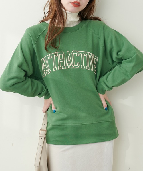 natural couture(ナチュラルクチュール)の「カレッジロゴ刺繍裏毛プルオーバー(Tシャツ/カットソー・レディース・ライトベージュ/チャコールグレー/ブルー/グリーン・FREE)」の18枚目の写真