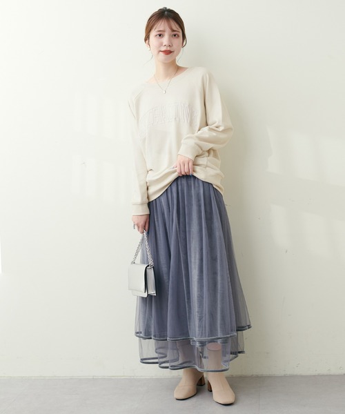 natural couture(ナチュラルクチュール)の「カレッジロゴ刺繍裏毛プルオーバー(Tシャツ/カットソー・レディース・ライトベージュ/チャコールグレー/ブルー/グリーン・FREE)」の15枚目の写真