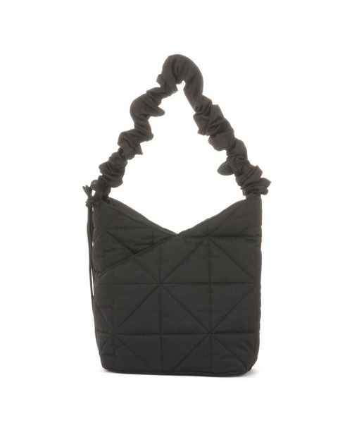 studio CLIP（スタディオクリップ）の「中綿キルトワンマイルショルダーバッグ（トートバッグ・レディース・ライトベージュ/ブラック/レッド・FREE）」の8枚目の写真