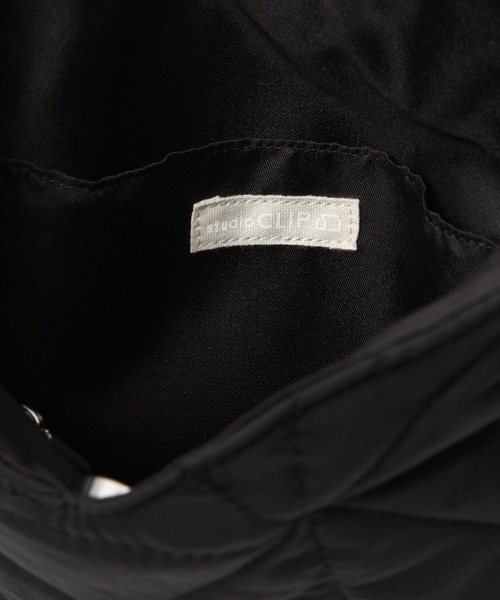 studio CLIP（スタディオクリップ）の「中綿キルトワンマイルショルダーバッグ（トートバッグ・レディース・ライトベージュ/ブラック/レッド・FREE）」の15枚目の写真